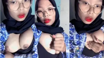 ABG Hijab SM4 Toge Spill Toket Video by Kompoz