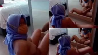 Jilbab Bugil Colmek Squirt Depan Kaca Video by xHamster
