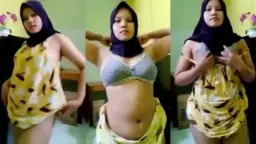 BH Abu-abu RAYUD HIJAB Video by YourPorn BH Abu-abu RAYUD HIJAB Video by YourPorn