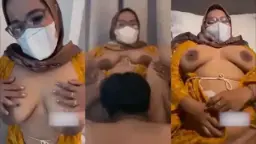 Bunda Neneng Ngewe di Hotel Terbaru Video by xNxx Bunda Neneng Ngewe di Hotel Terbaru Video by xNxx