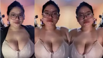 Mbak Lynn Tobrut Live Sebelum Tidur Video by HQporner