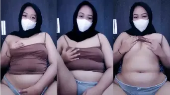 Zira Hijab Ngangkang Elus Memek Mango Video by Tube8 Zira Hijab Ngangkang Elus Memek Mango Video by Tube8
