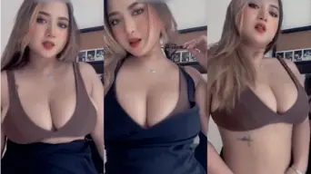 Xixi Gaun Hitam Goyangannya Mantap Video by IXXX