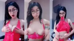 Awcece Lingerie Merah Video by BokepHUB Awcece Lingerie Merah Video by BokepHUB