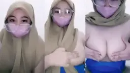 Ukhti Hijab Kacamata Pamer Toket Gede Video by xVideos