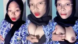 Hijab 4_BG Baju Batik Pulang Sekolah Video by Kompoz Hijab 4_BG Baju Batik Pulang Sekolah Video by Kompoz