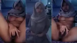 Skandal Mahasiswi MeruChan Hijab Part 2 Video by RedTube Skandal Mahasiswi MeruChan Hijab Part 2 Video by RedTube