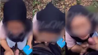 Suruh Pacar Hijab Nyepong di Alam Terbuka Video by SangeLink